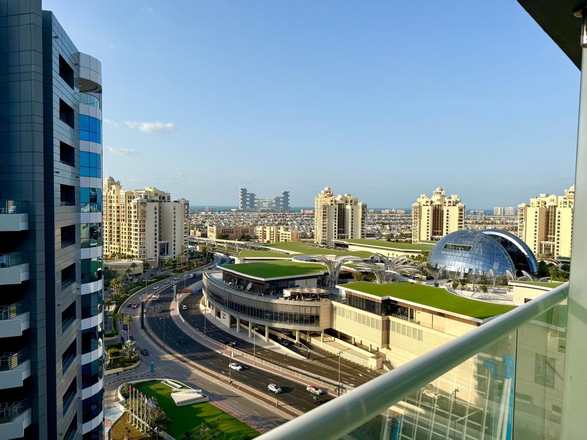 In Seven Palm With Access Apartment *